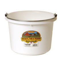 Cargar imagen en el visor de la galería, Prácticos y económicos, este cubo redondo cuenta con un asa de alambre resistente. Mide 11,5 pulgadas de diámetro por 8,5 pulgadas de alto, contiene 2 galones.
