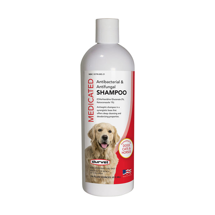 Este champú antiséptico con agradable fragancia está formulado para perros, gatos y caballos con problemas dermatológicos.